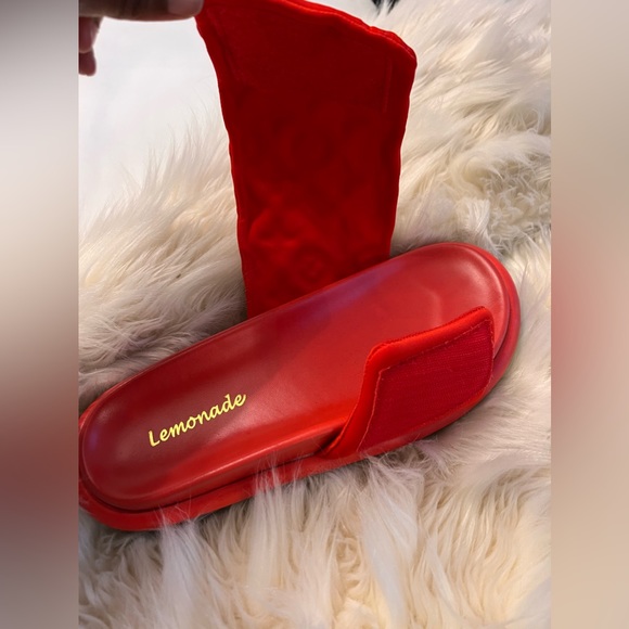 Limited Edition Slides RED Miss Lola - Picture 7 of 11